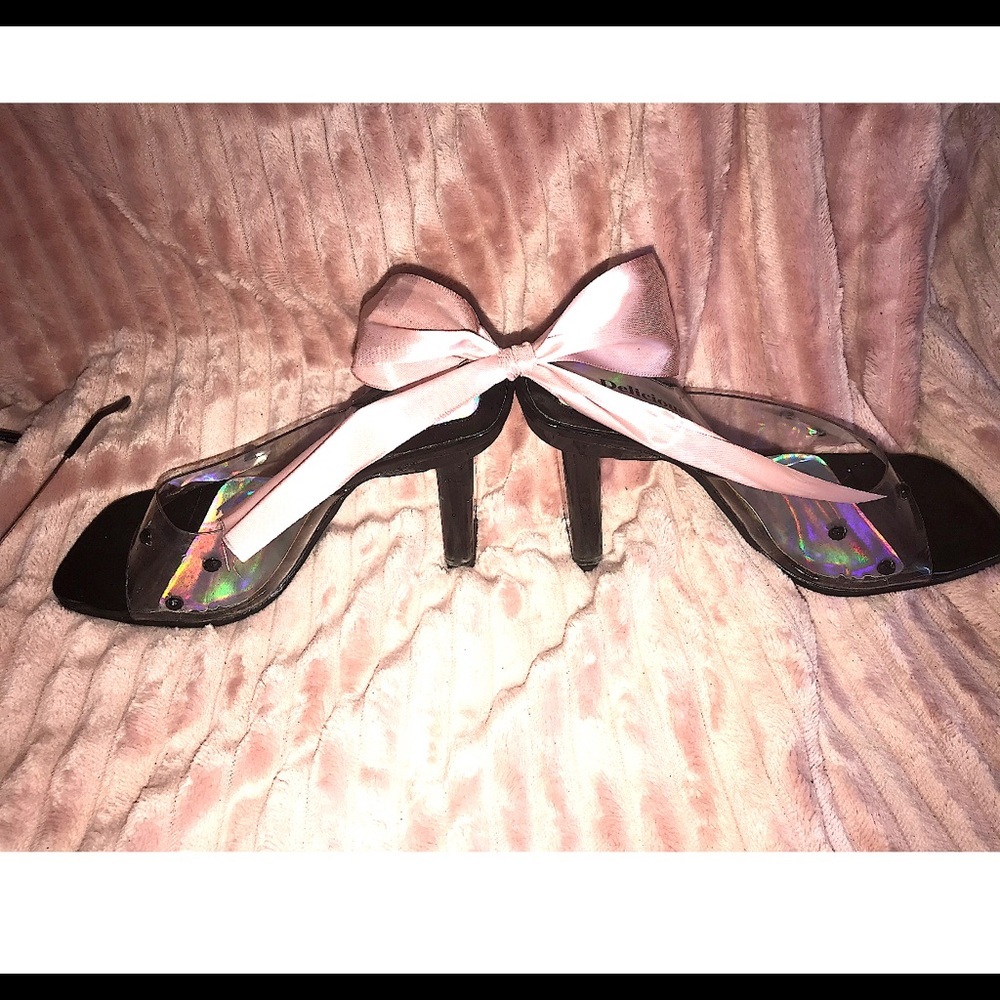 NBW CLEAR LUCITE HEELS - Picture 2 of 2